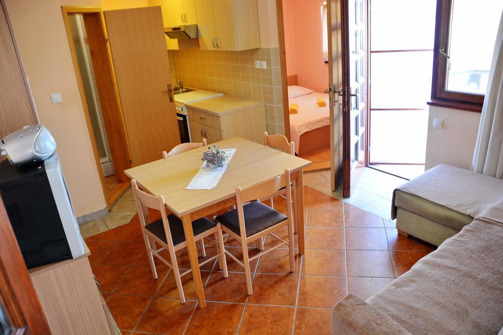 Apartments Joza Vir Zewnętrze zdjęcie