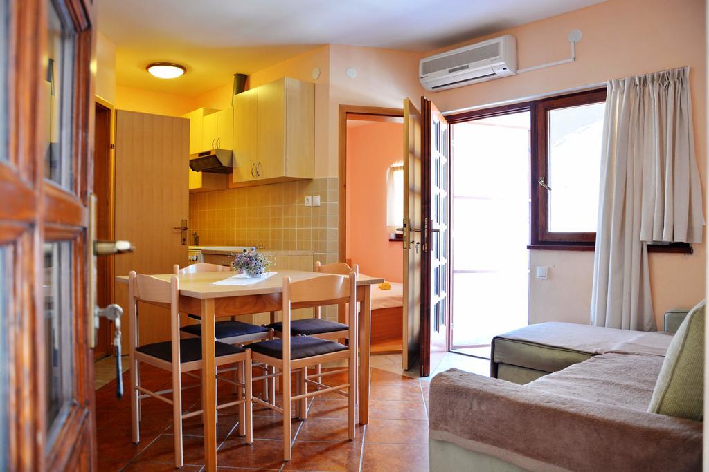 Apartments Joza Vir Zewnętrze zdjęcie