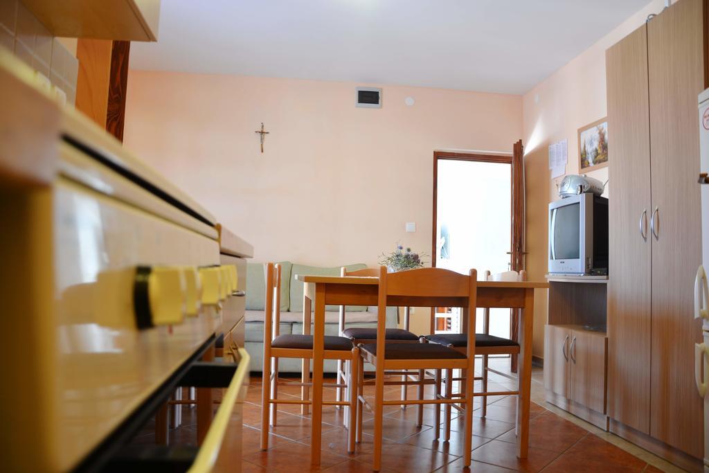 Apartments Joza Vir Zewnętrze zdjęcie